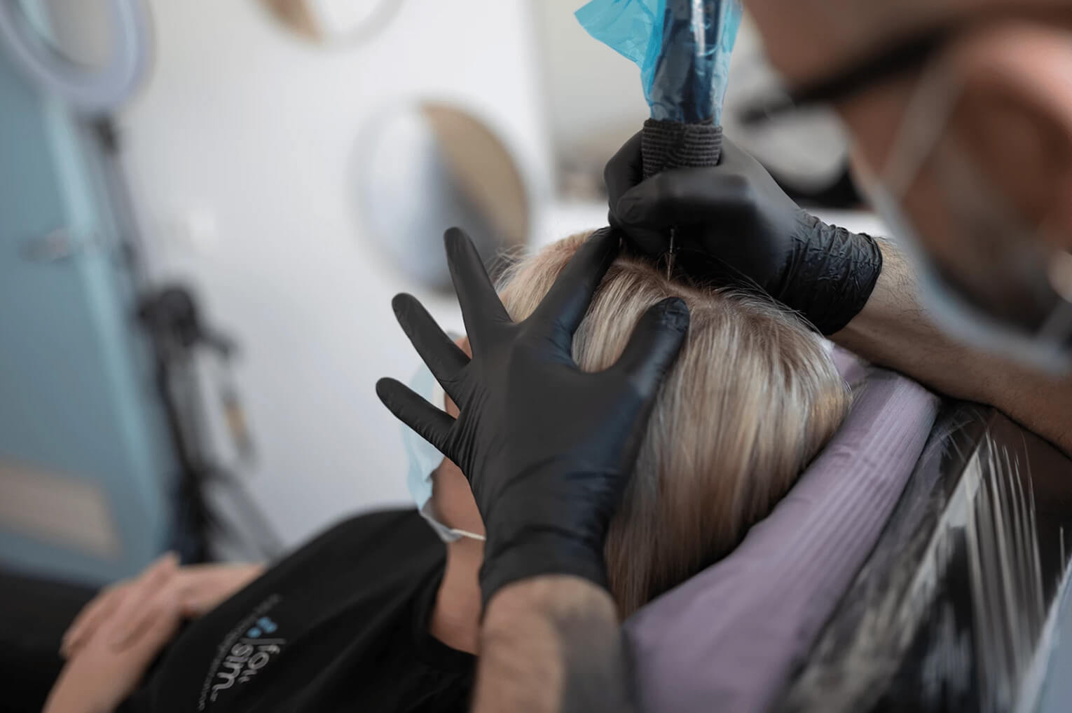 Scalp micropigmentation for women